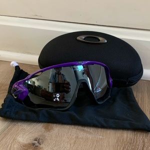 New Oakley JAWBREAKER 9290-4731 Sunglasses Electric Purple w/Prizm Black Iridium